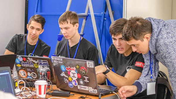 Омские студенты заняли второе место в турнире по кибербезопасности в Томске Омские студенты заняли второе место в турнире по кибербезопасности в Томске