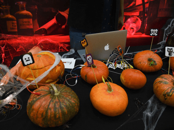 «Авангард» - «Динамо» Москва 4:3. Послематчевая пресс-конференция (ВИДЕО)
«Авангард» - «Динамо» Москва 4:3. Послематчевая пресс-конференция (ВИДЕО)