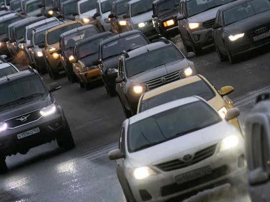 В Омске «празднуется» день жестянщика