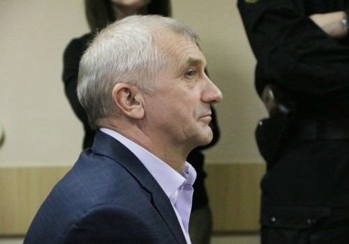 Еще двое подчиненных Витрука отказались признать его преступником