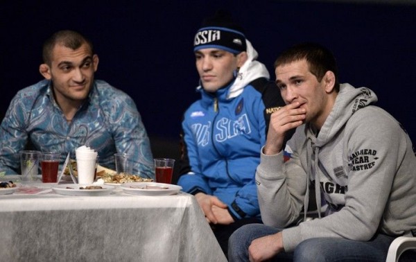 Омские бойцы одержали три победы на турнире по профессиональному боевому самбо Омские бойцы одержали три победы на турнире по профессиональному боевому самбо