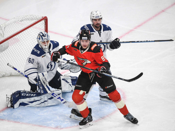 «Авангард» - «Динамо» Москва 4:3. Послематчевая пресс-конференция (ВИДЕО)
«Авангард» - «Динамо» Москва 4:3. Послематчевая пресс-конференция (ВИДЕО)