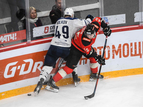 «Авангард» - «Динамо» Москва 4:3. Послематчевая пресс-конференция (ВИДЕО)
«Авангард» - «Динамо» Москва 4:3. Послематчевая пресс-конференция (ВИДЕО)