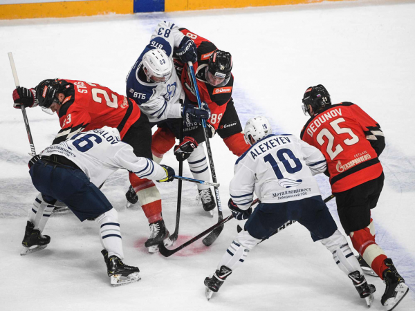 Дубль Бека и фантастический третий период! «Авангард» обыграл «Динамо» Мск перед перерывом
Дубль Бека и фантастический третий период! «Авангард» обыграл «Динамо» Мск перед перерывом