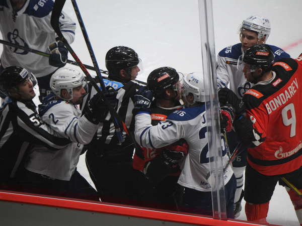 Дубль Бека и фантастический третий период! «Авангард» обыграл «Динамо» Мск перед перерывом
Дубль Бека и фантастический третий период! «Авангард» обыграл «Динамо» Мск перед перерывом