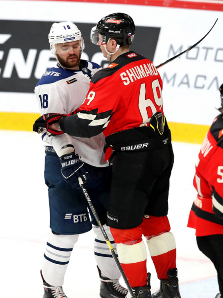 Крылов — о новой арене в Омске: будет достойный проект не на одно десятилетие
Крылов — о новой арене в Омске: будет достойный проект не на одно десятилетие