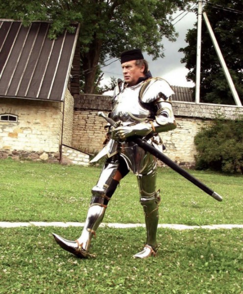 Знакомые рассказали о «падении» Наполеона: Соколов напивался, вел себя агрессивно Знакомые рассказали о «падении» Наполеона: Соколов напивался, вел себя агрессивно