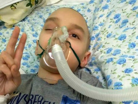 «Сказал, что не подведет»: бурятского «мальчика с динозаврами» успешно прооперировали