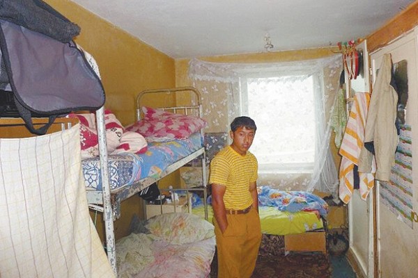 Незаконные мигранты по два года бездельничают в спецприемниках, ожидая выдворения Незаконные мигранты по два года бездельничают в спецприемниках, ожидая выдворения