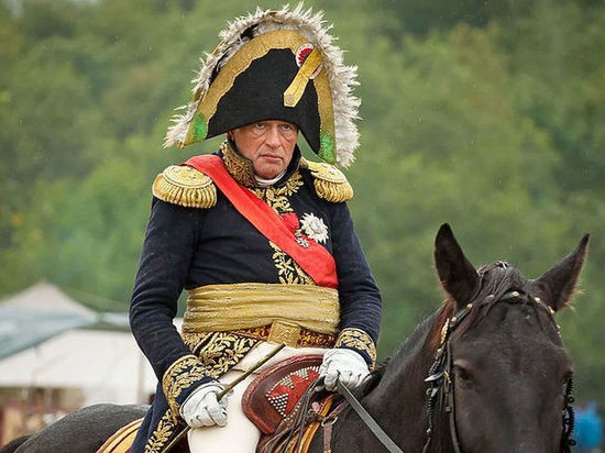 Знакомые рассказали о «падении» Наполеона: Соколов напивался, вел себя агрессивно Знакомые рассказали о «падении» Наполеона: Соколов напивался, вел себя агрессивно