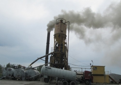 Омский прокурор потребовал закрыть асфальтобетонный завод Петросяна