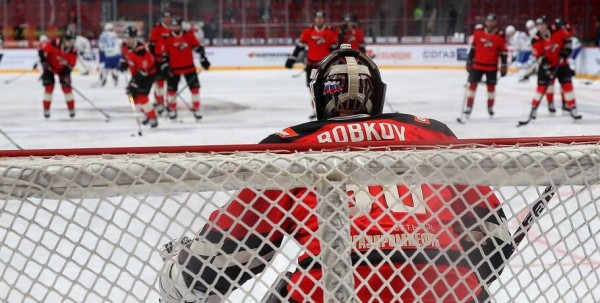 "Барыс" вырвал победу у "Авангарда" во встрече лидеров дивизиона Чернышёва "Барыс" вырвал победу у "Авангарда" во встрече лидеров дивизиона Чернышёва