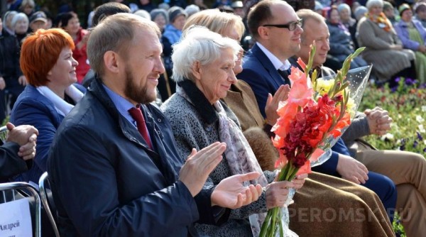 Нежинский геронтологический центр Омска встретил 50-летие