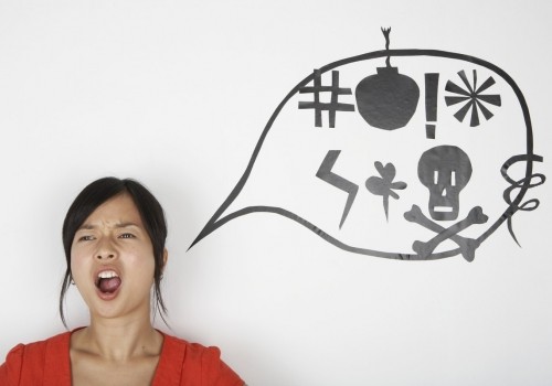 Омич в соцсетях взялся воспитывать девочек-матершинниц