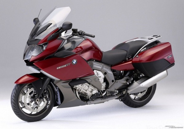 Правительство на колесах: на чем ездит высшее руководство страны?