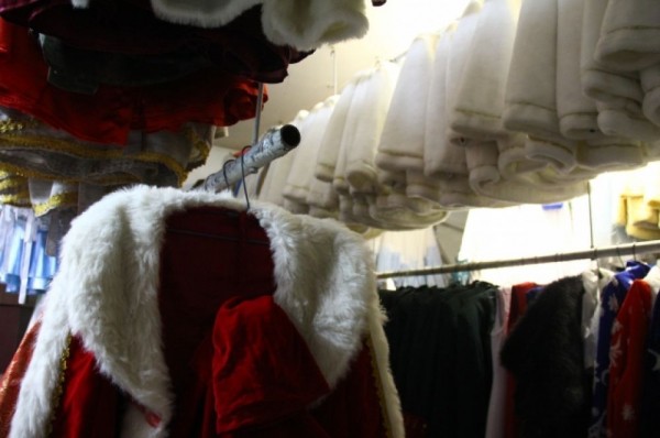 В Омске сшили костюмы для главного новогоднего шоу на Театральной площади