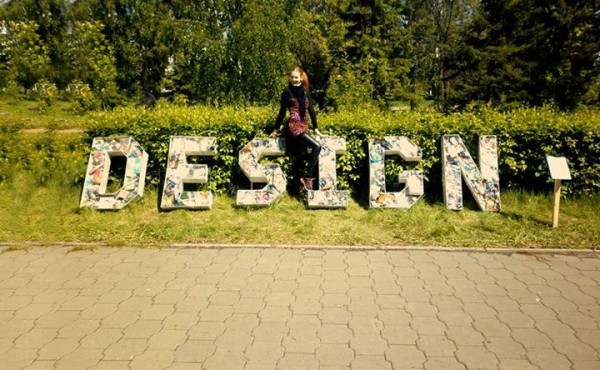 Фотохудожник Мельниченко попросил омичей вернуть ему украденные буквы Фотохудожник Мельниченко попросил омичей вернуть ему украденные буквы