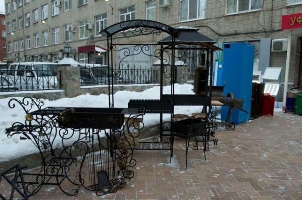 От урн до полуфабрикатов. Чем интересна продукция омских заключённых