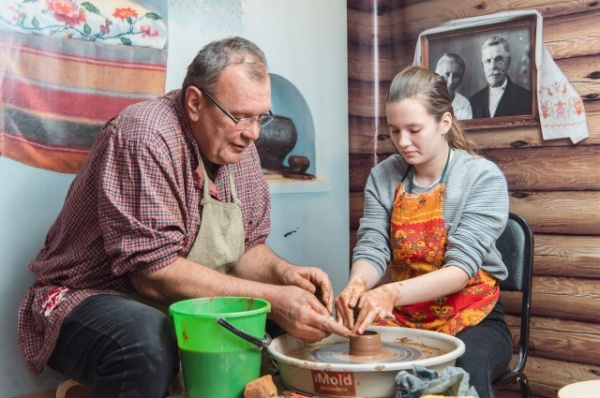 Детскую студию керамики в Омске обеспечили новым оборудованием