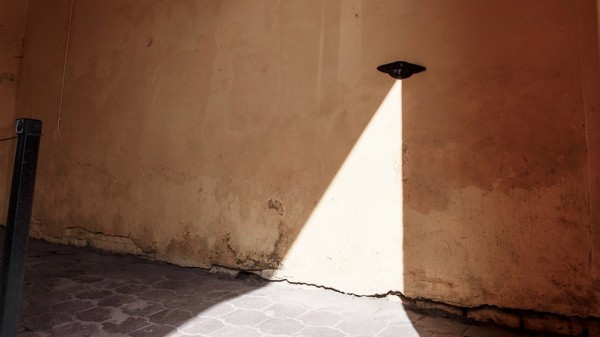 Омск украсили нарисованными балеринами, скалолазами и даже НЛО