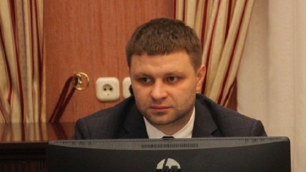 В омском минстрое подвели итоги дорожного ремонта в 2019 году В омском минстрое подвели итоги дорожного ремонта в 2019 году