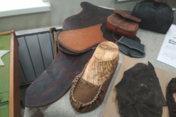 Омские реконструкторы восстанавливают облик служилых людей XVI века