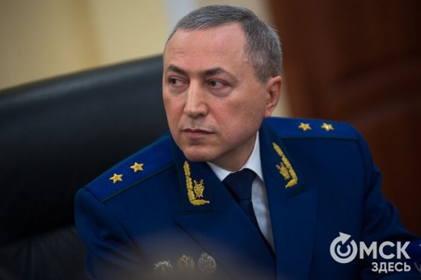 Путин уволил прокурора Омской области и перевёл главного полицейского в Тюмень