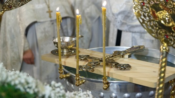 Новосибирцам рассказали, как правильно набирать воду на Крещение Новосибирцам рассказали, как правильно набирать воду на Крещение