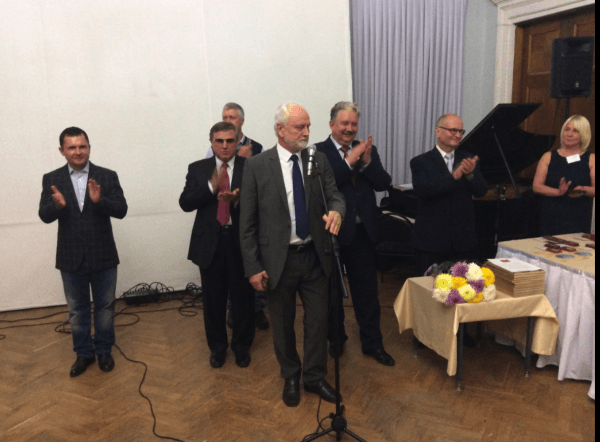 Соперников по омским выборам в ГД Бонковского и Смолина объединило землячество