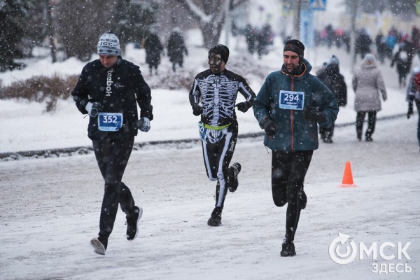 Победителями 29-го Рождественского полумарафона стали Михаил Кульков и Мария Дружина
