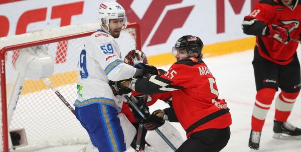 "Барыс" прервал трёхматчевую победную серию "Авангарда"