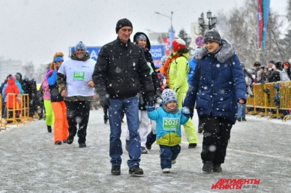 Рождественский полумарафон прошёл в Омске в 29-й раз