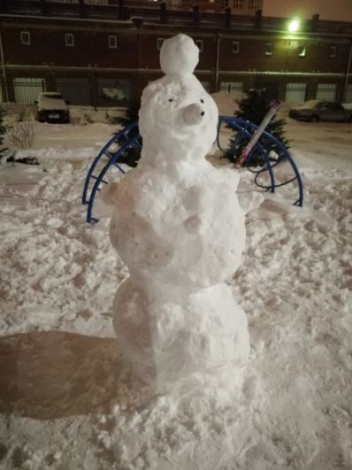 В Омске стартовала массовая лепка снеговиков В Омске стартовала массовая лепка снеговиков