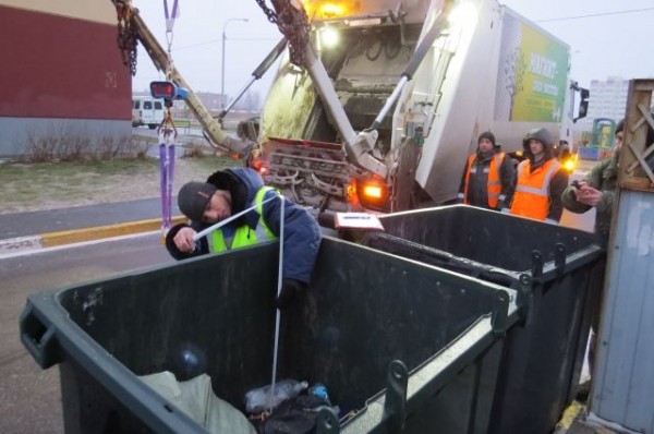 Омская РЭК будет искать нового замерщика мусора