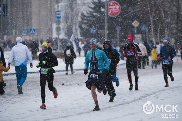 Победителями 29-го Рождественского полумарафона стали Михаил Кульков и Мария Дружина