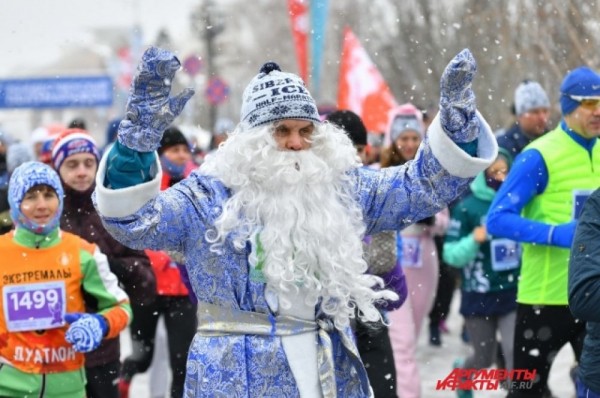 Рождественский полумарафон прошёл в Омске в 29-й раз