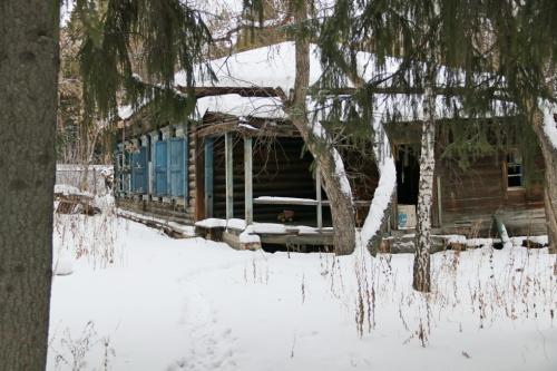 Руины и тлен: корреспонденты БК55 прогулялись по заброшенным зданиям Омска