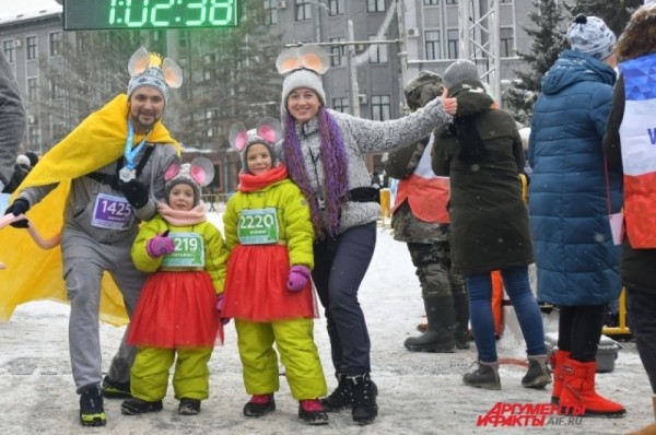 Рождественский полумарафон прошёл в Омске в 29-й раз