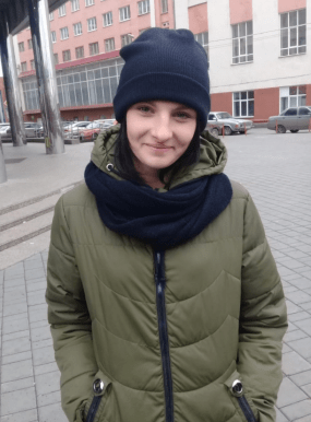 В Омске два дня разыскивают девушку