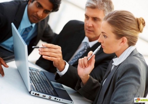 В новом году в Омске будут востребованы водители, строители, медики