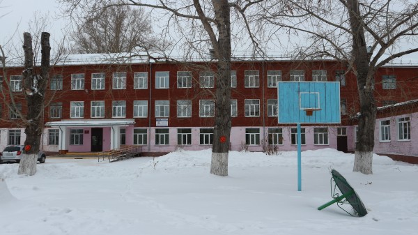 Детдомовские против интернатских: что происходит в школе, откуда сбежал подросток 