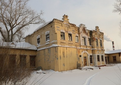 Руины и тлен: корреспонденты БК55 прогулялись по заброшенным зданиям Омска