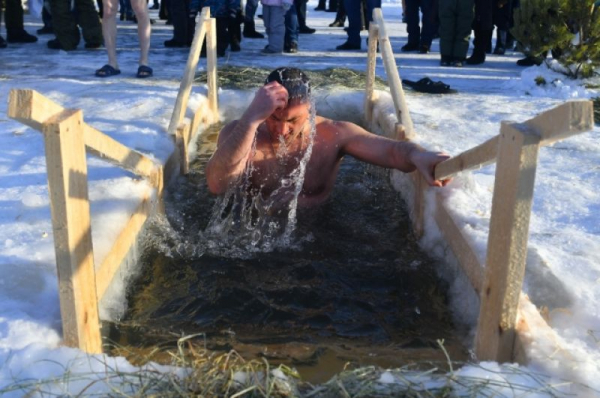 В крещенские купели окунулись более 8000 омичей