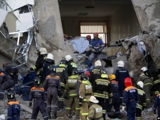 В Омске будут судить 11 человек за обрушение казармы