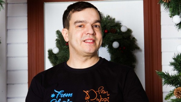 Новосибирский блогер намерен отвезти снег в Дубай