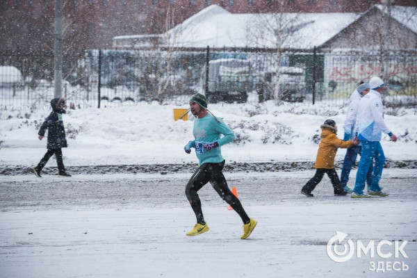 Победителями 29-го Рождественского полумарафона стали Михаил Кульков и Мария Дружина