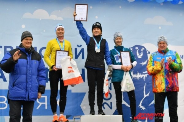 Рождественский полумарафон прошёл в Омске в 29-й раз