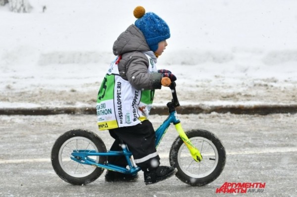 Рождественский полумарафон прошёл в Омске в 29-й раз