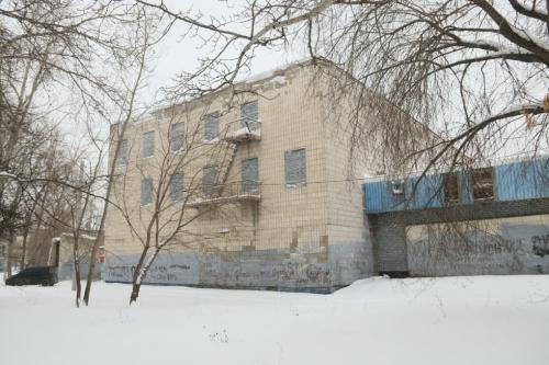 Руины и тлен: корреспонденты БК55 прогулялись по заброшенным зданиям Омска