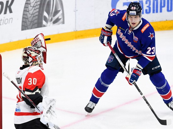 Бывший омич прервал победную серию «Авангарда»